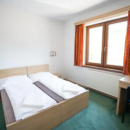 Pod Oblazom Penzión pre hostí