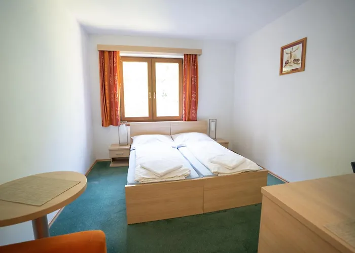 Pod Oblazom Guest house